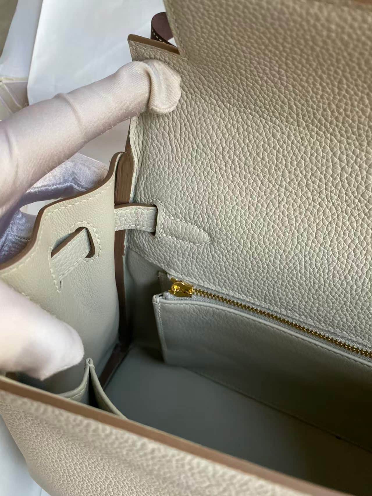Hermes Kelly 25/28cm Bag In Pearl Gray WAX High