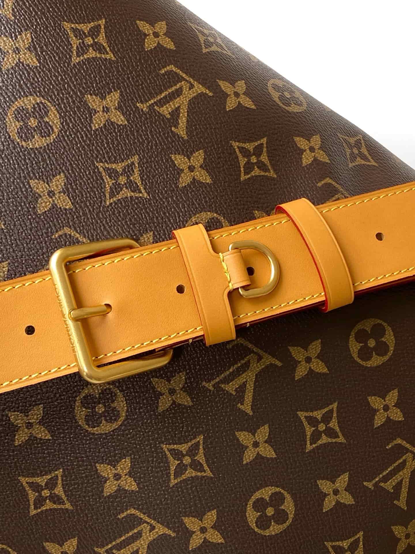 Louis Vuitton Satchel Messenger Monogram coated canvas M14723 High