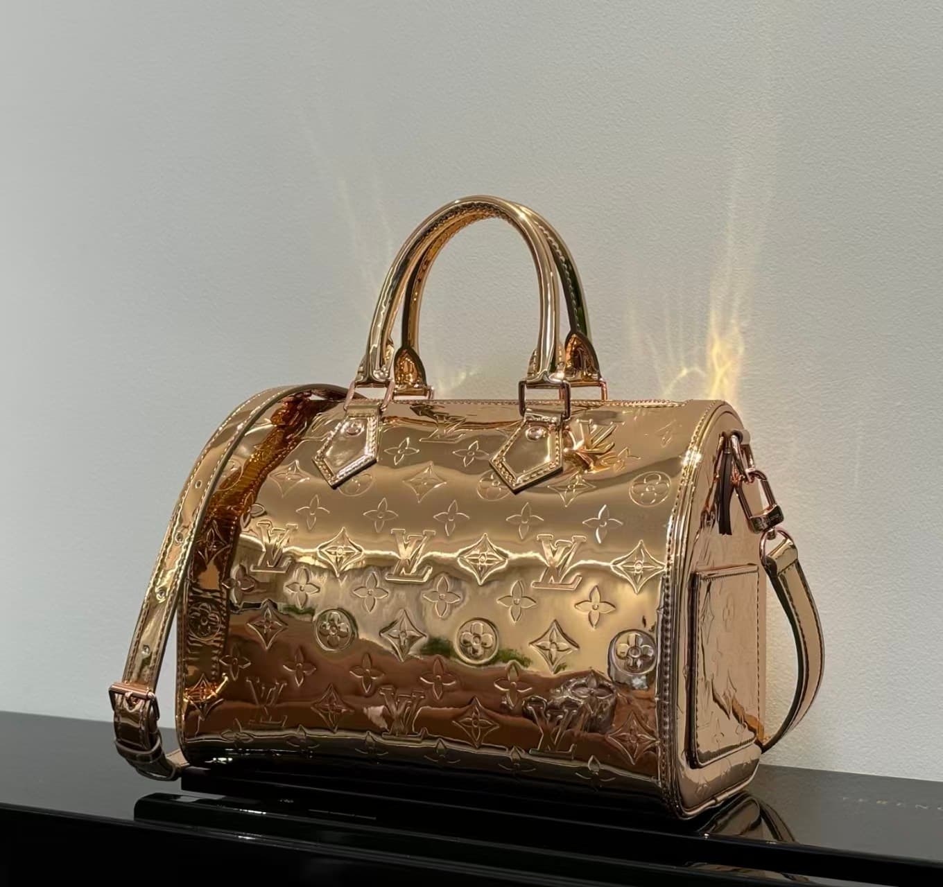 Louis Vuitton Speedy Bandoulière 25 copper Monogram Miroir canvas M26497 High
