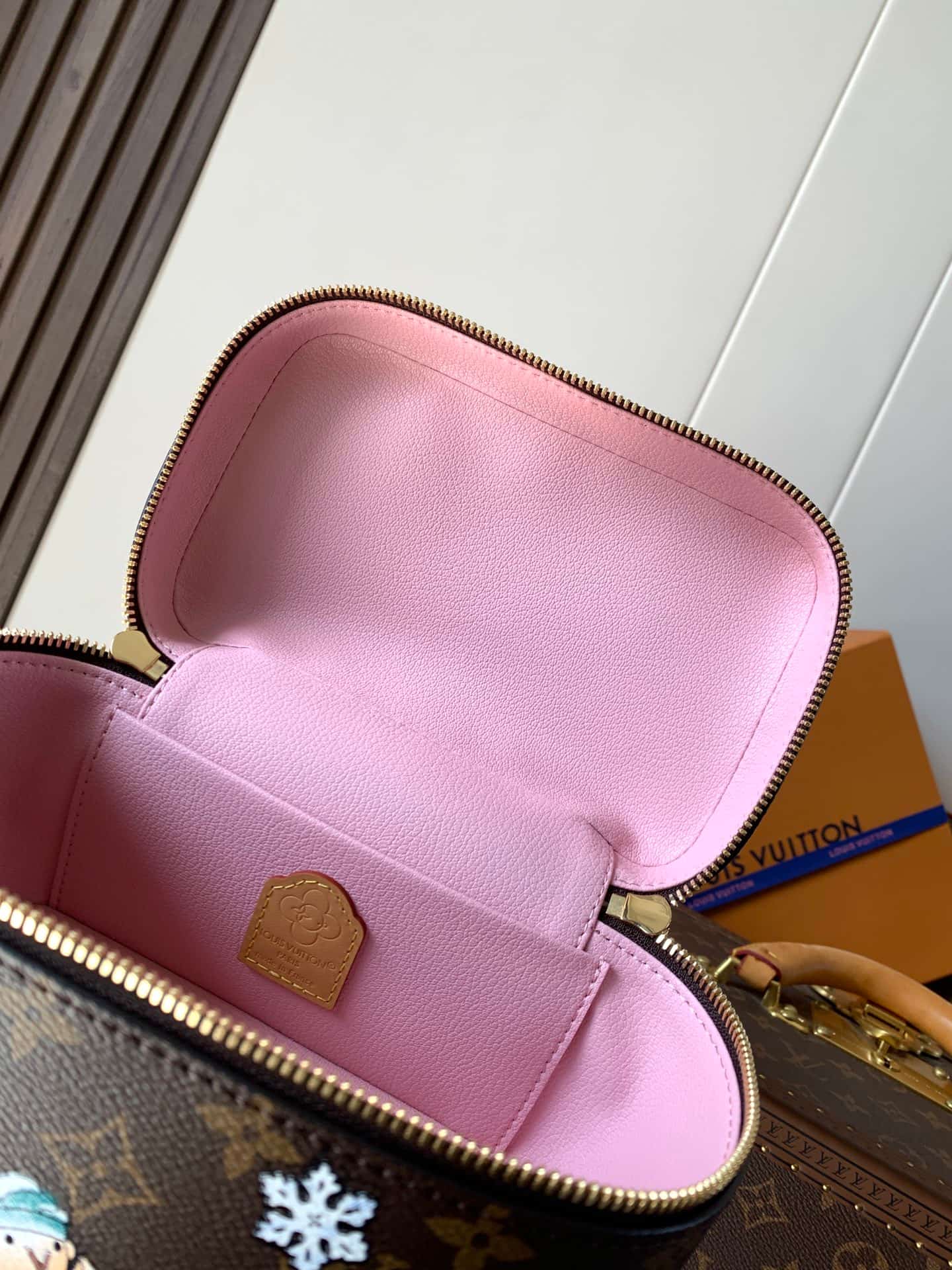 Louis Vuitton Nice Mini Pink Monogram coated canvas M26647 High