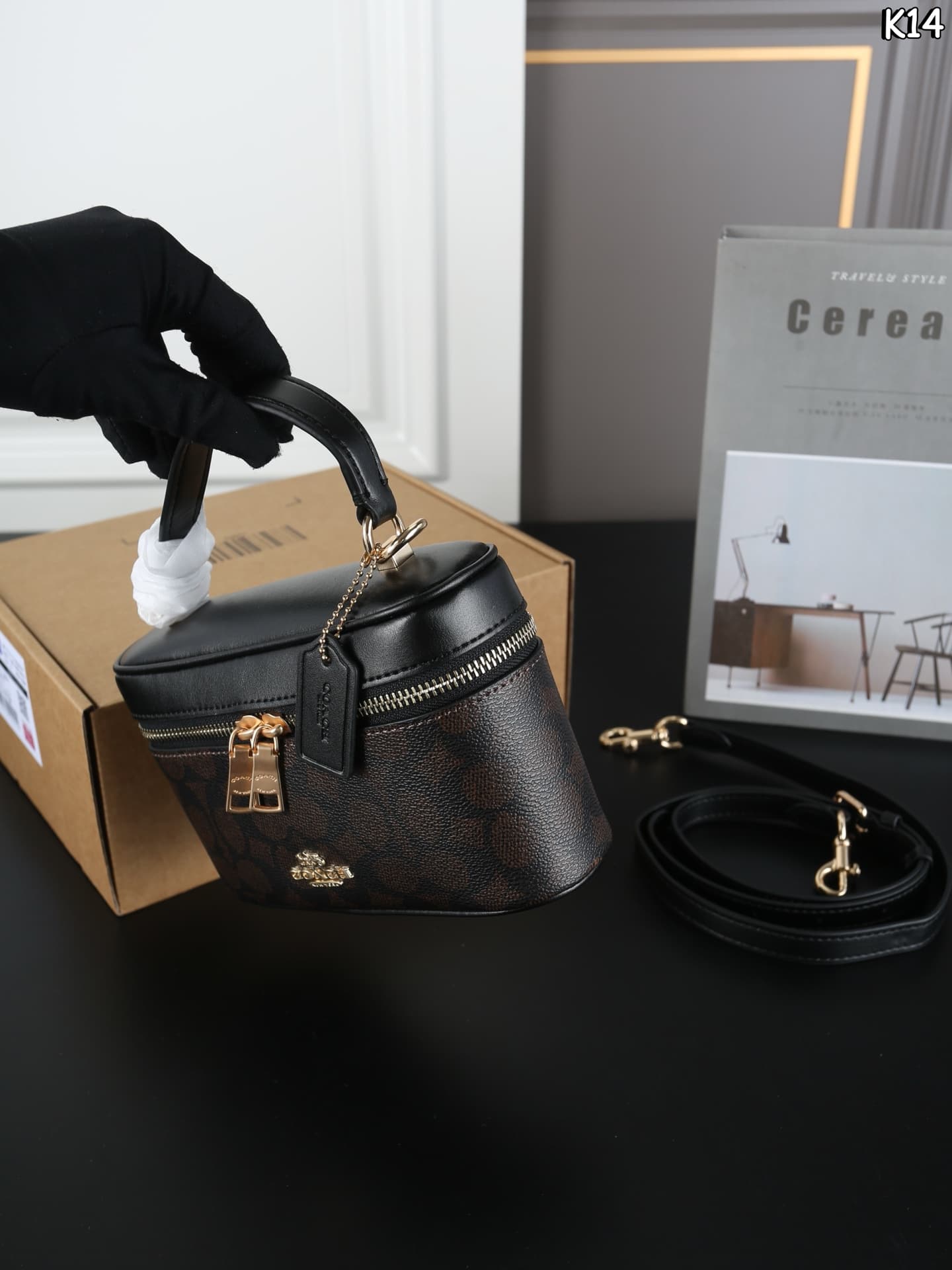 Coach Cosmetic Case In Signature Canvas Gold/Walnut/Black High