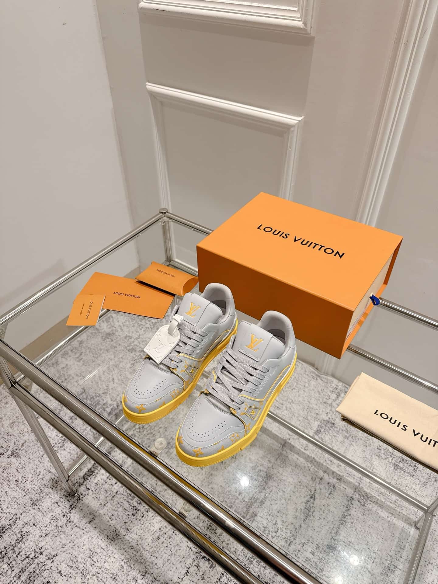 Louis Vuitton Trainer Sneaker shoes Women