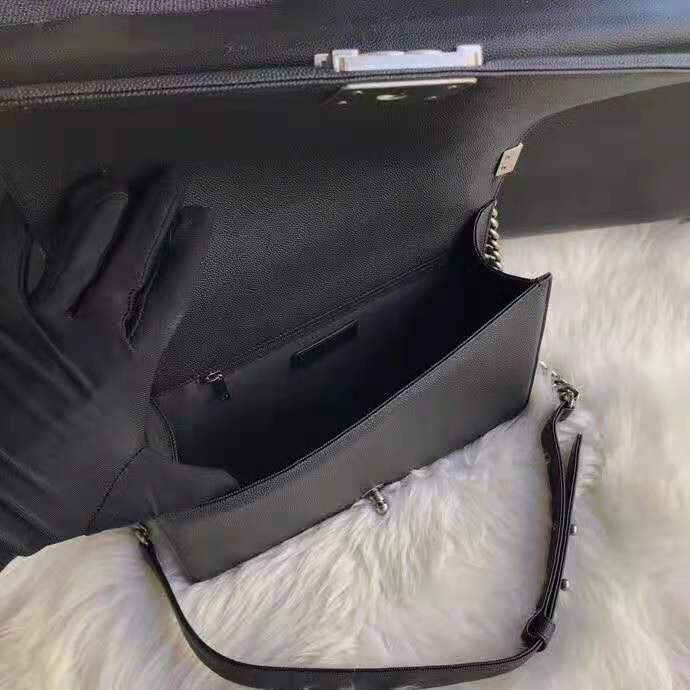 LARGE BOY Chanel HANDBAG Grained Calfskin Black High