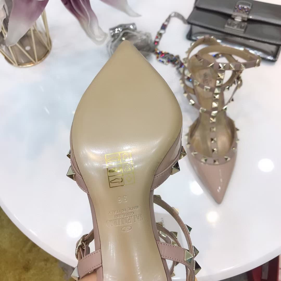 Valentino Rockstud Accents Leather Pump Shoes Women