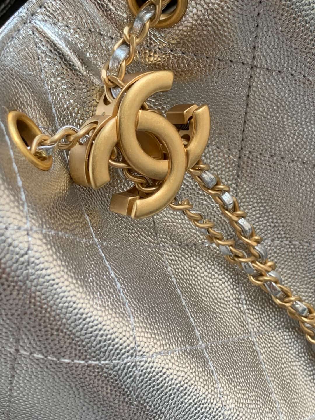 Chanel 25 Medium Hobo Medium handbag AS5311 Grained Calfskin & Gold-tone Metal Silver A