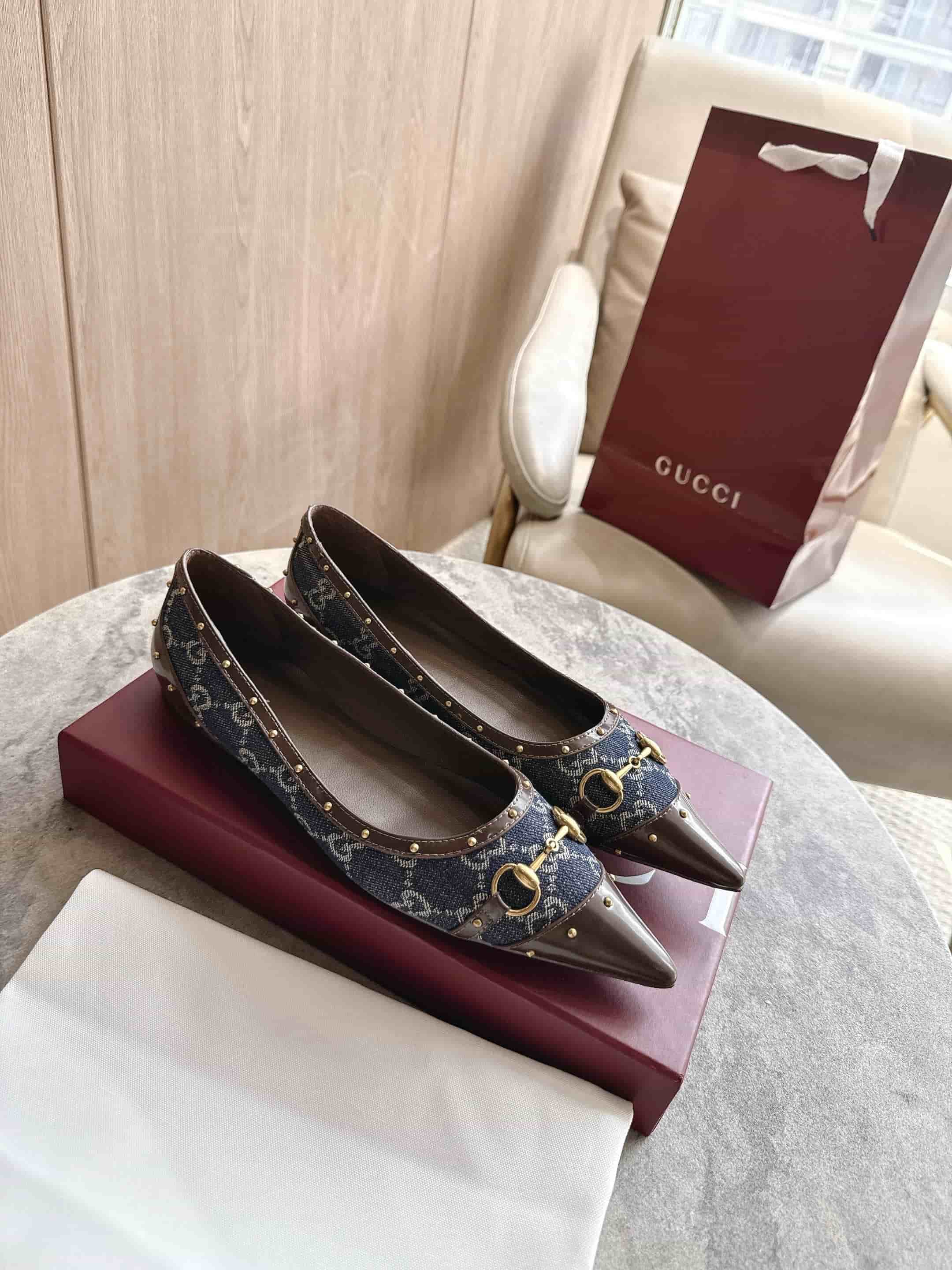 Gucci Savoy Ballerina Flat Shoes Women