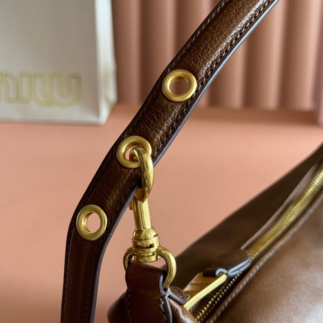Miu Miu Nappa leather pouch 5NE841 Oak High