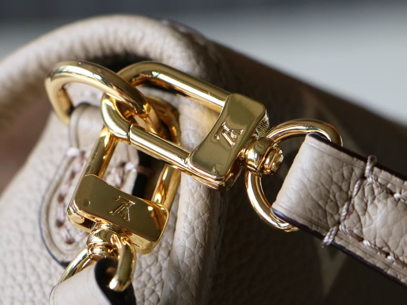 Louis Vuitton Nano Diane Monogram Empreinte embossed supple grained cowhide leather M83300 High
