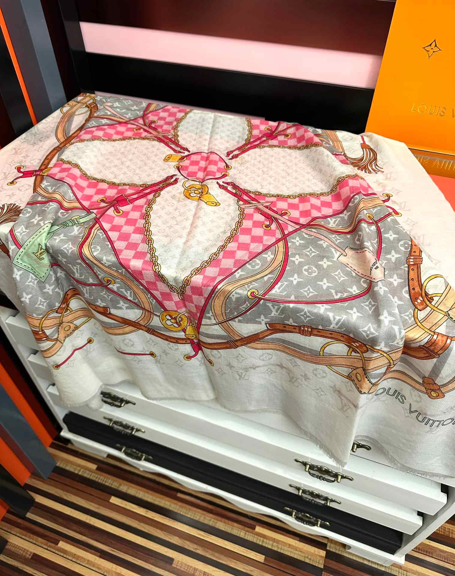 Louis Vuitton Flower And Straps Square