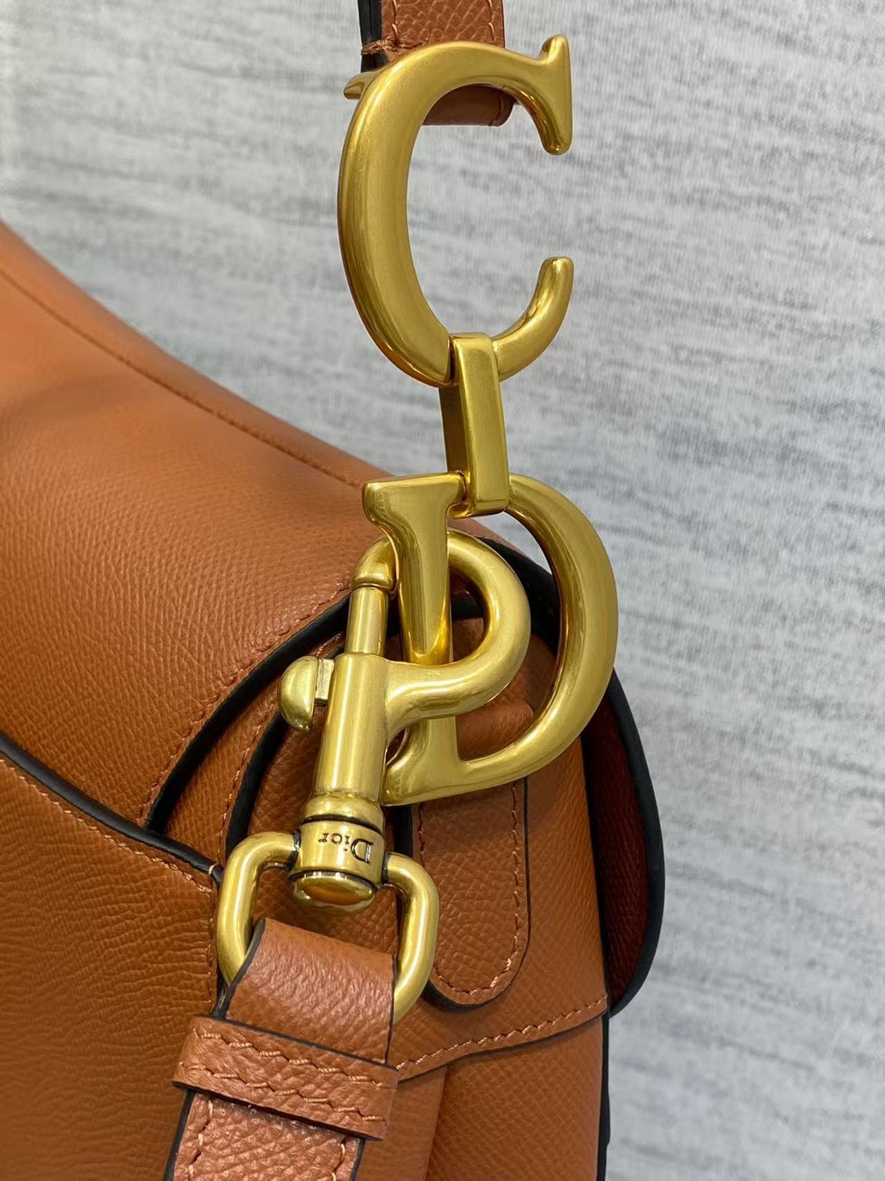 SADDLE BAG Grained Calfskin Caramel High