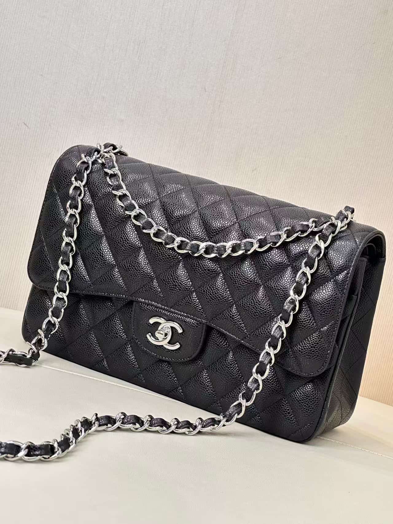 Chanel Large CLASSIC HANDBAG Grained Calfskin Black Silver Metal TOP