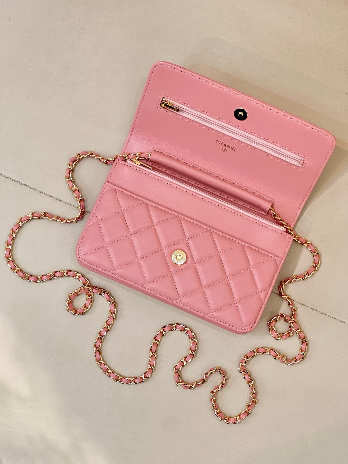 Chanel Wallet on Chain Lambskin& Gold-tone Metal AP0250 Pink TOP