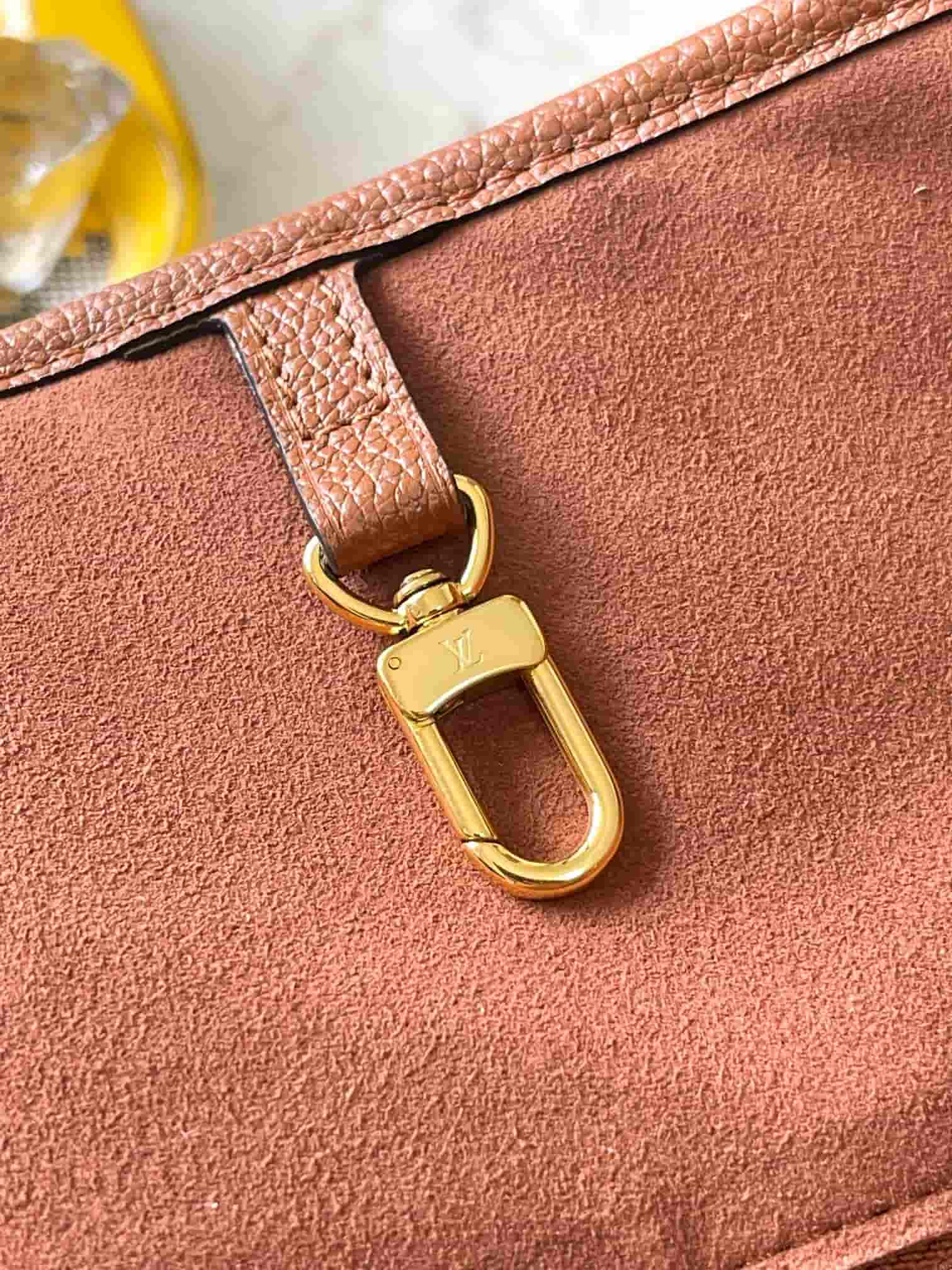 Louis Vuitton Neverfull MM Cognac Brown Embossed grained cowhide leather M12605 TOP