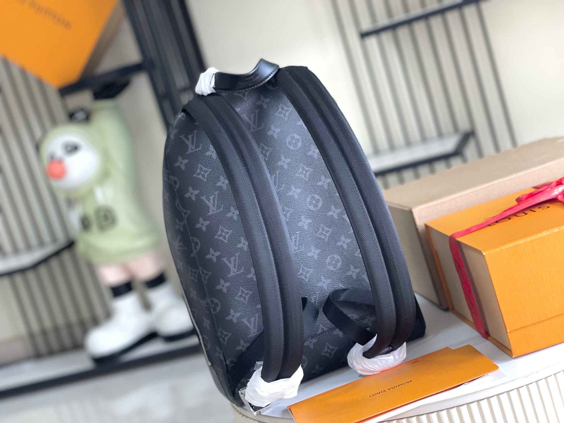 Louis Vuitton Discovery Slim Backpack Monogram Eclipse coated canvas M14020 TOP
