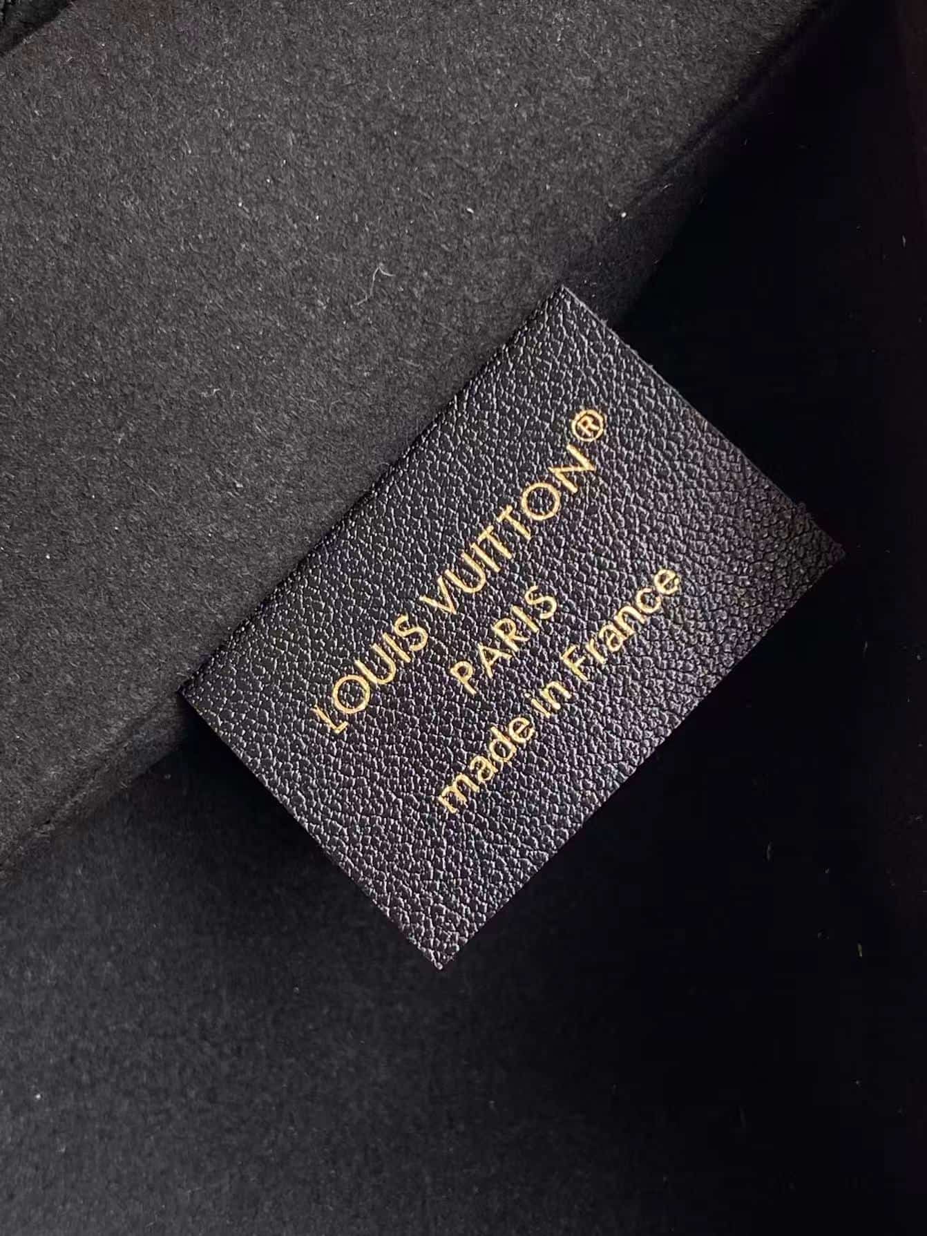 Louis Vuitton Slim Trunk Black Calf leather M28362 High