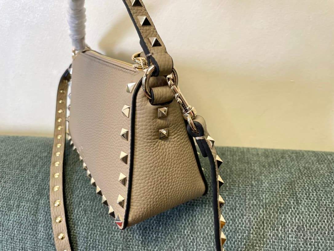 Valentino Garavani Mini Rockstud crossbody bag in Beige Grained Calfskin High