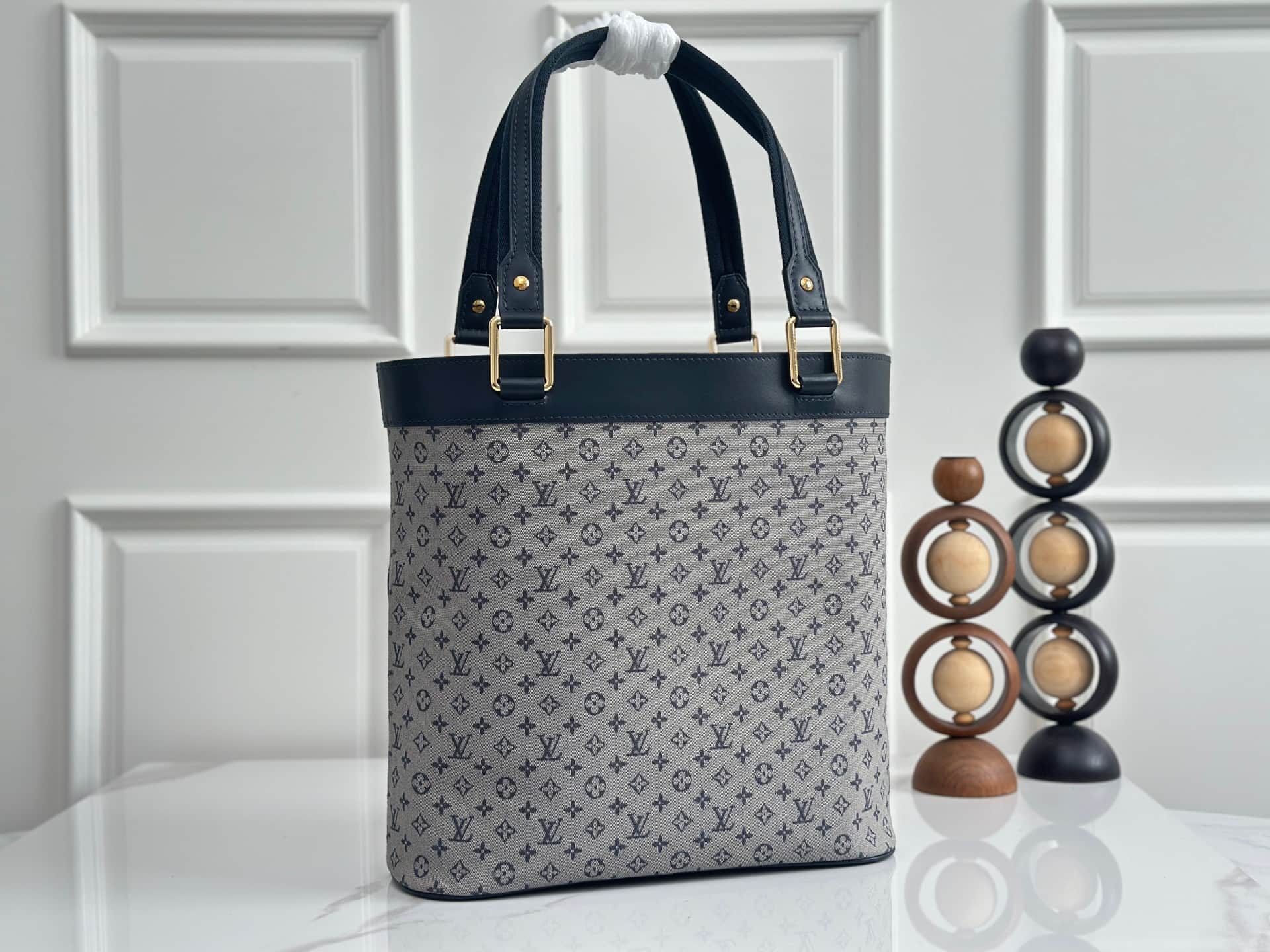 Louis Vuitton Monogram Lin Lucille shoulder bag M92609 High