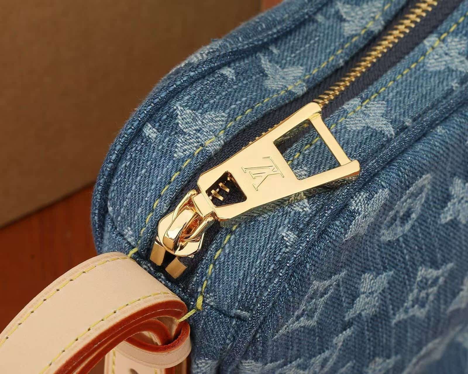 Louis Vuitton Croissant MM Monogram Denim M46856 High