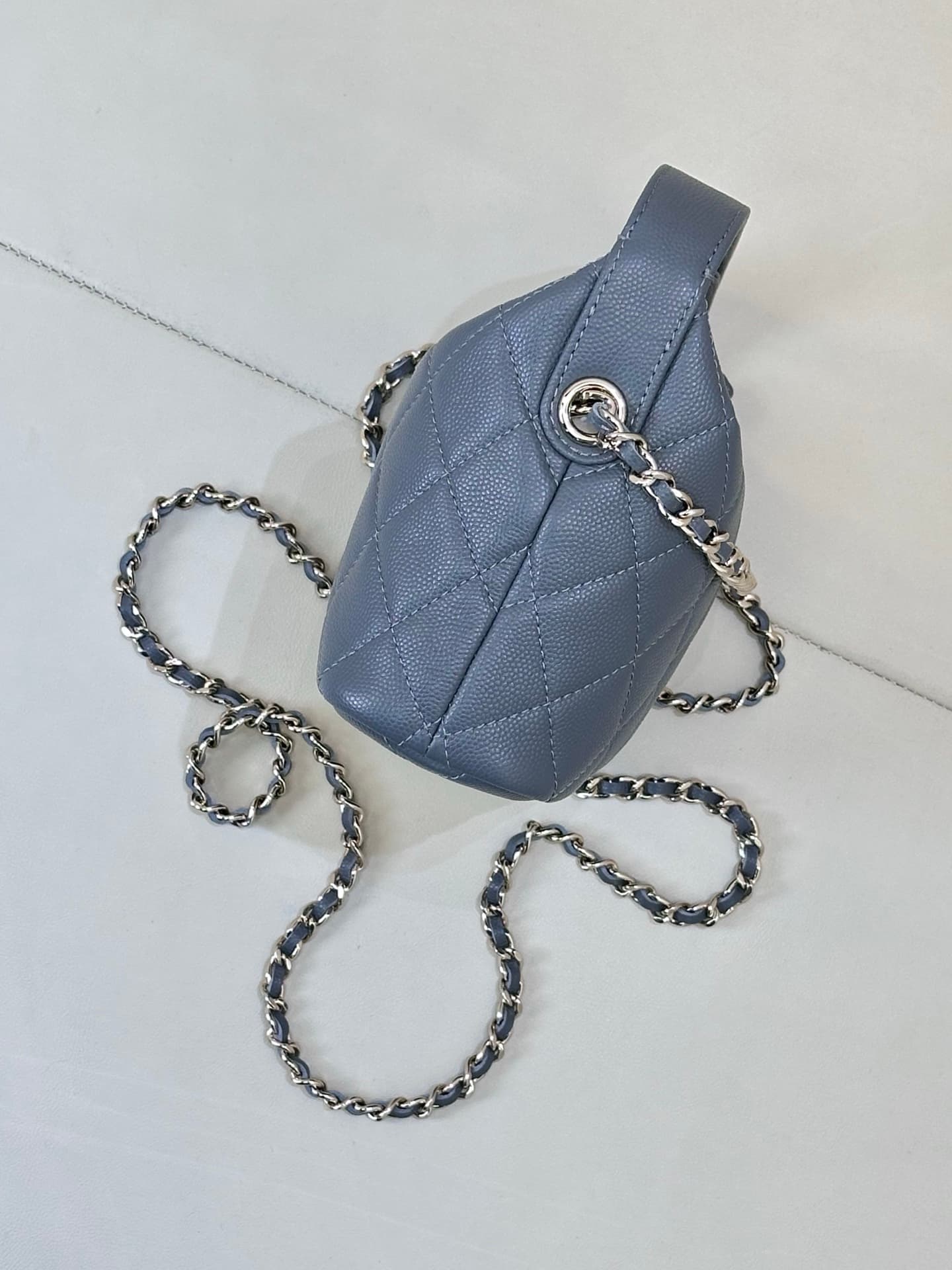 Chanel Hobo Clutch With Chain Grained Calfskin& Gold-tone Metal Blue AP4386 TOP