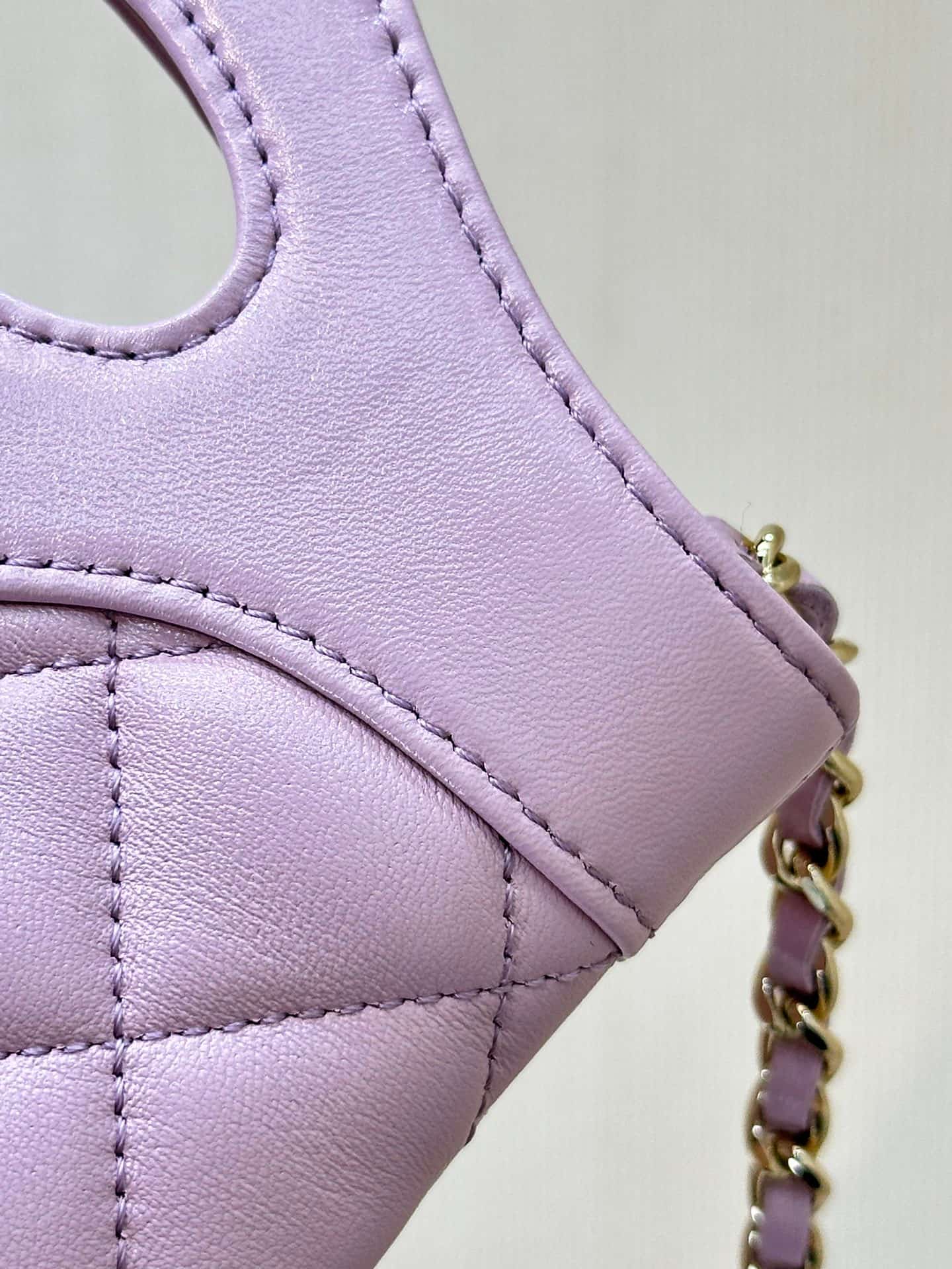 Chanel Clutch with chain Lambskin & Gold-Tone Metal AP3656 Purple TOP