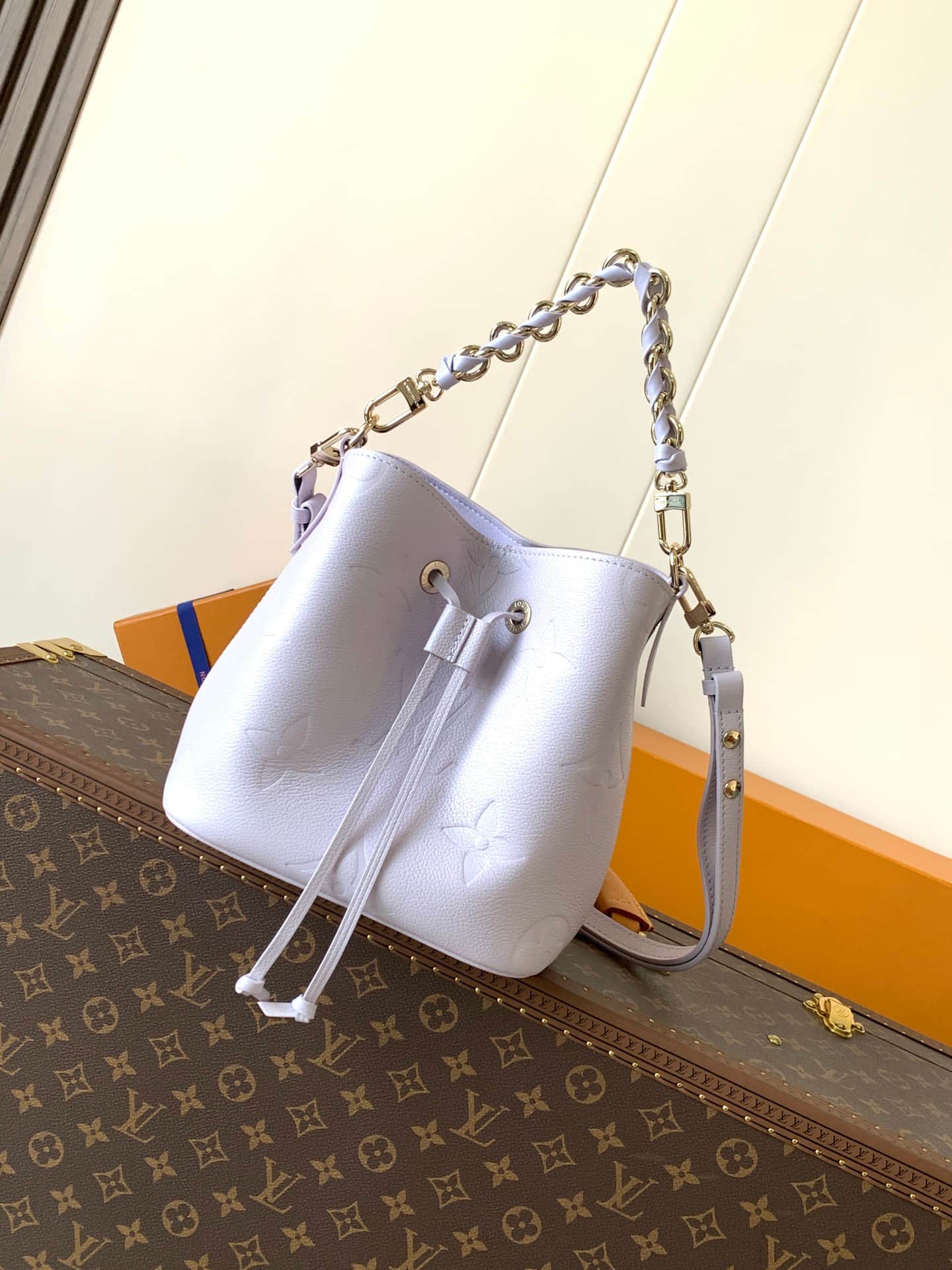 Louis Vuitton NéoNoé BB Misty Lilac Embossed grained cowhide leather M25675 High