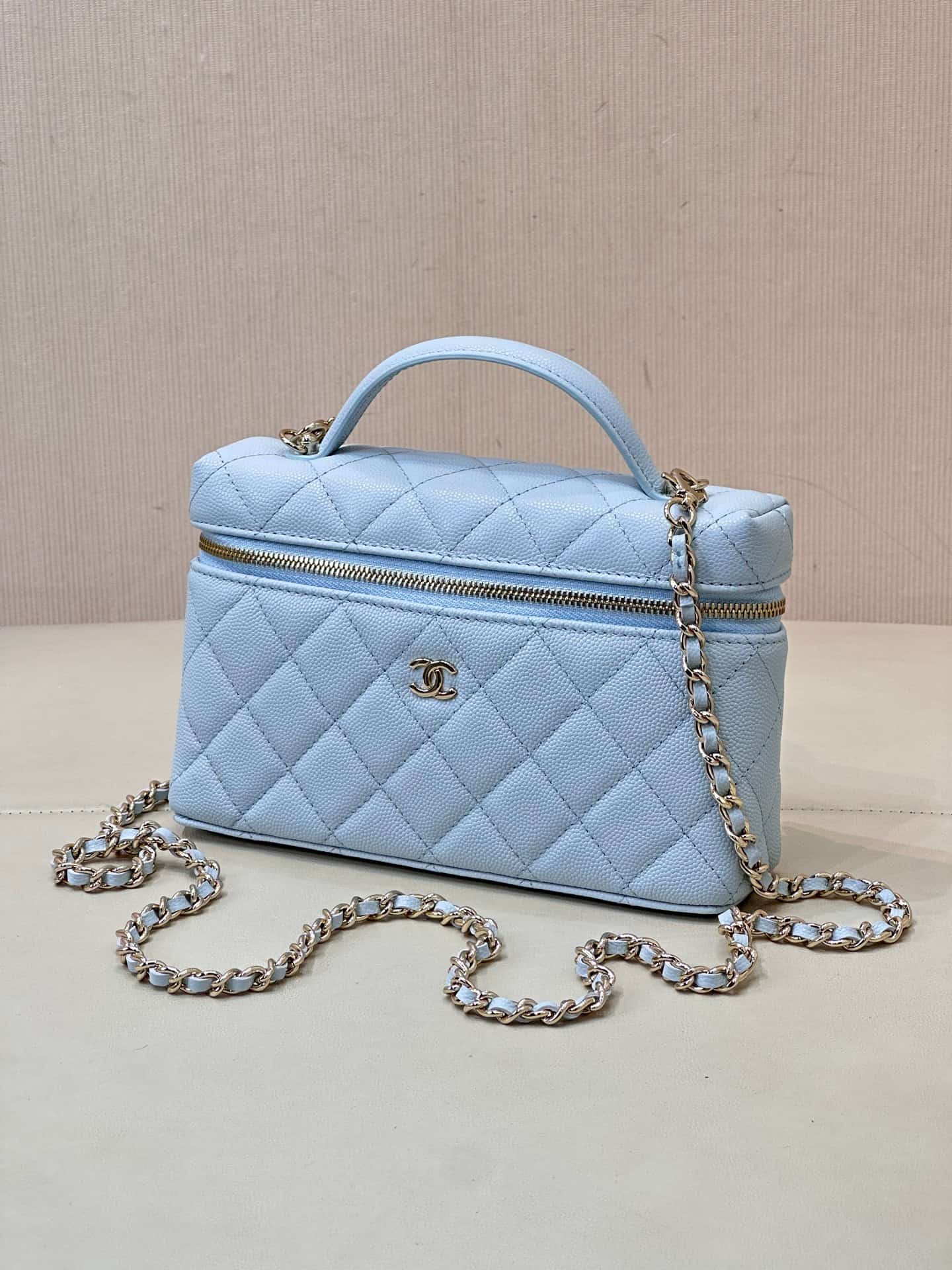 Chanel Classic Vanity with Chain Grained Calfskin & Gold-Tone Metal Blue AP4385 TOP