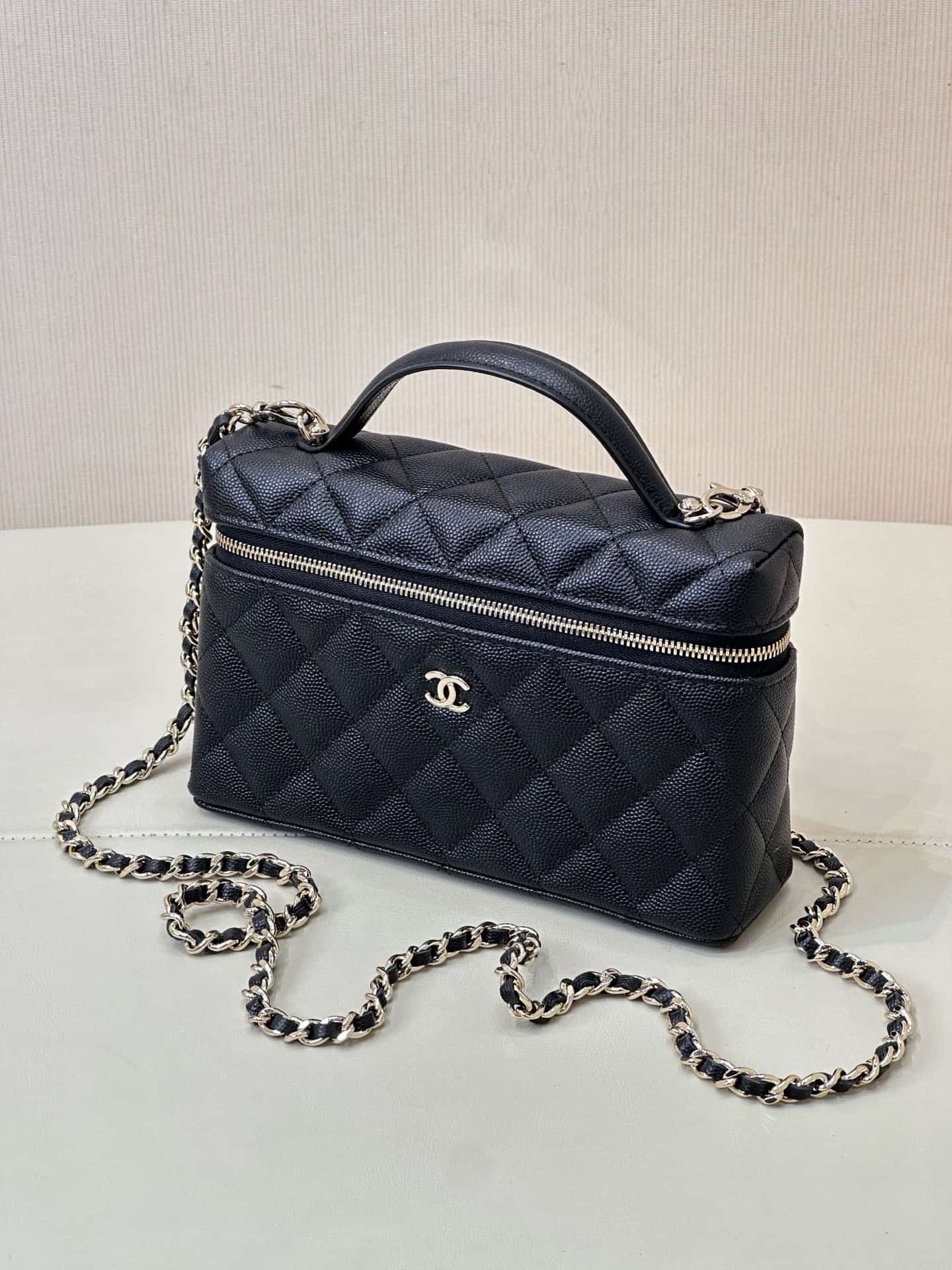 Chanel Classic Vanity with Chain Grained Calfskin & Gold-Tone Metal Black AP4385 TOP