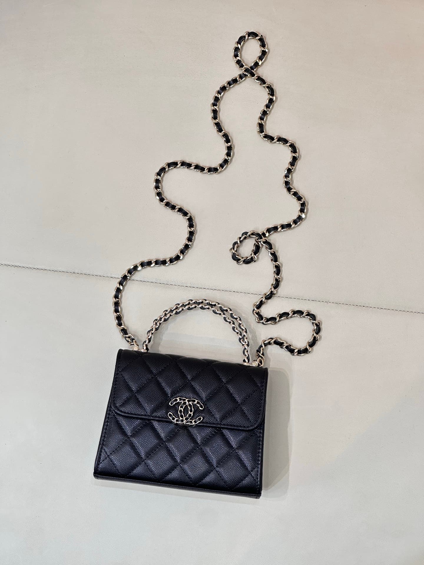 Chanel Clutch with chain Grained Calfskin&Gold-Tone Metal Black AP3236 TOP