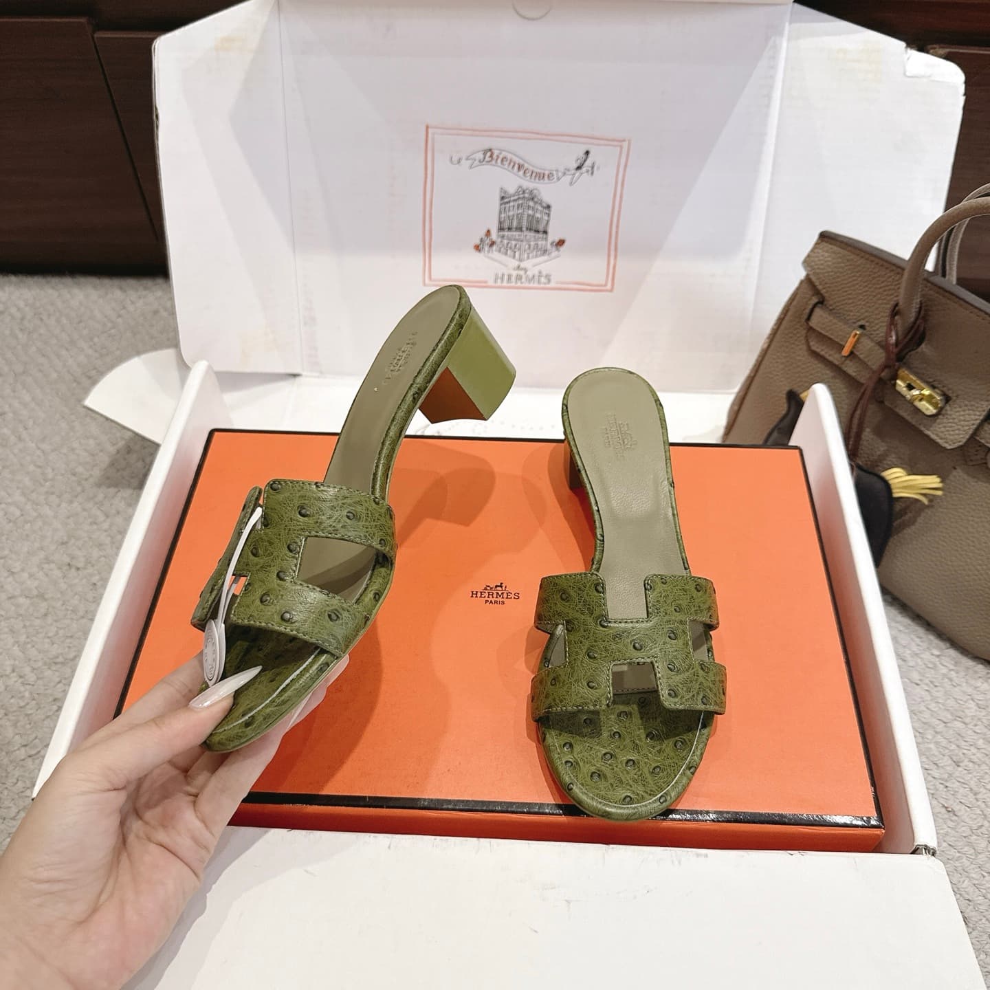 Hermès Oasis Ostrich Leather Sandal Shoes Women
