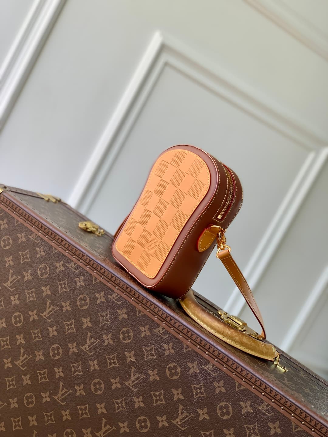 Louis Vuitton Toast Wearable Wallet Damier cowhide leather M26984 High