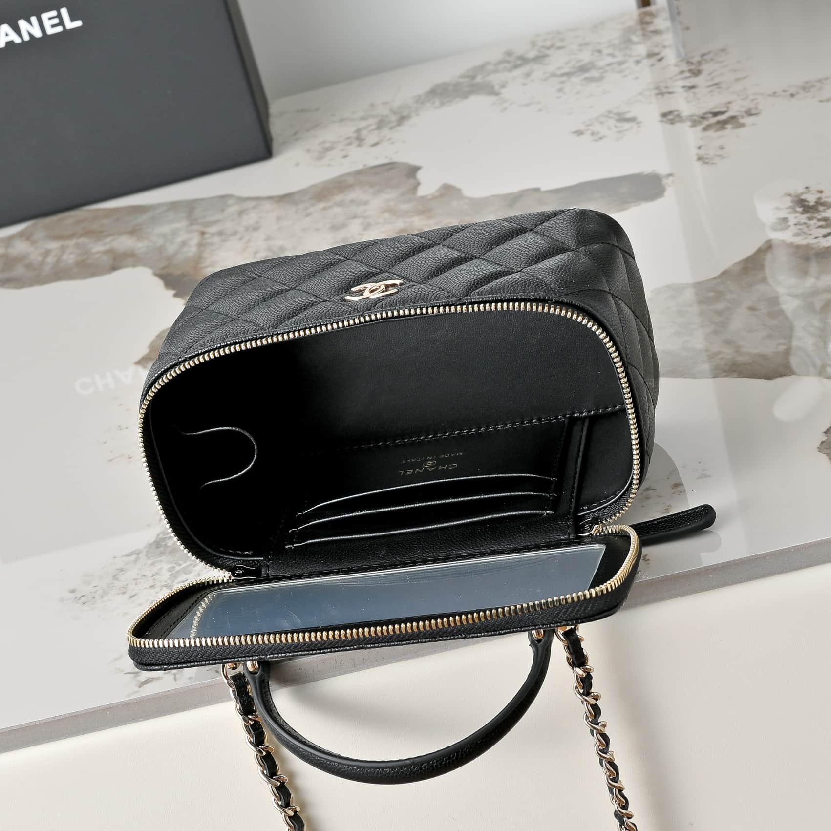 Chanel VANITY WITH CHAIN AP2199 Grained Calfskin Gold-Tone Metal High