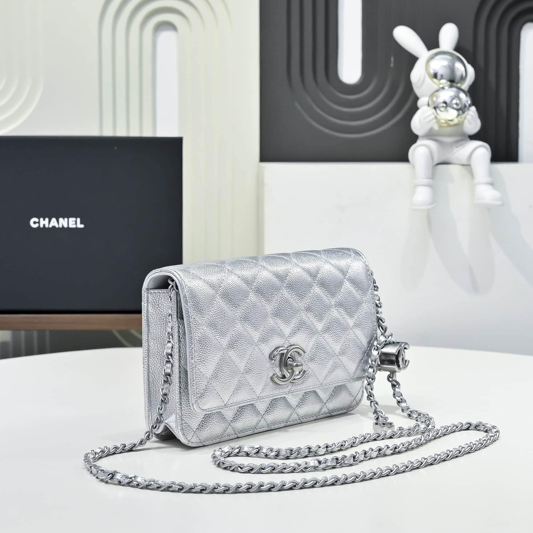 Chanel Wallet on Chain quilted metallic leather & Silver-Tone Metal Silver AP3938 High