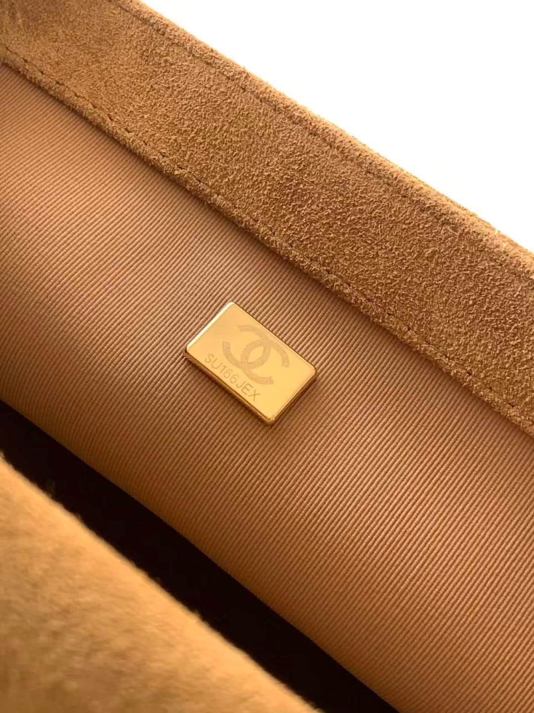 Chanel Classic Flap bag in Brown Suede & Gold-Tone Metal AS5987 A