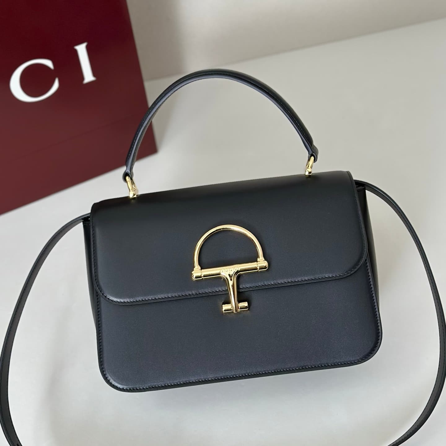 Gucci Siena medium top handle bag 855535 Black High