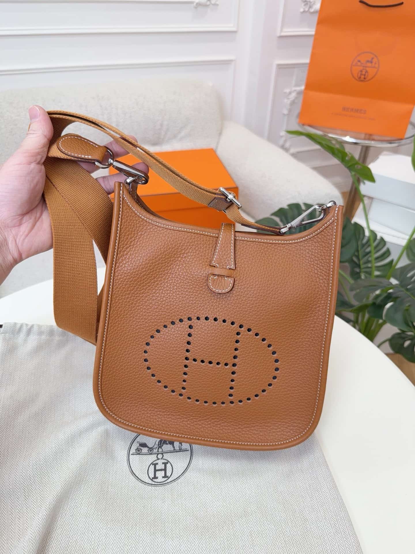 Hermes Evelyne Mini 23 Bag Calfskin In Gold WAX High