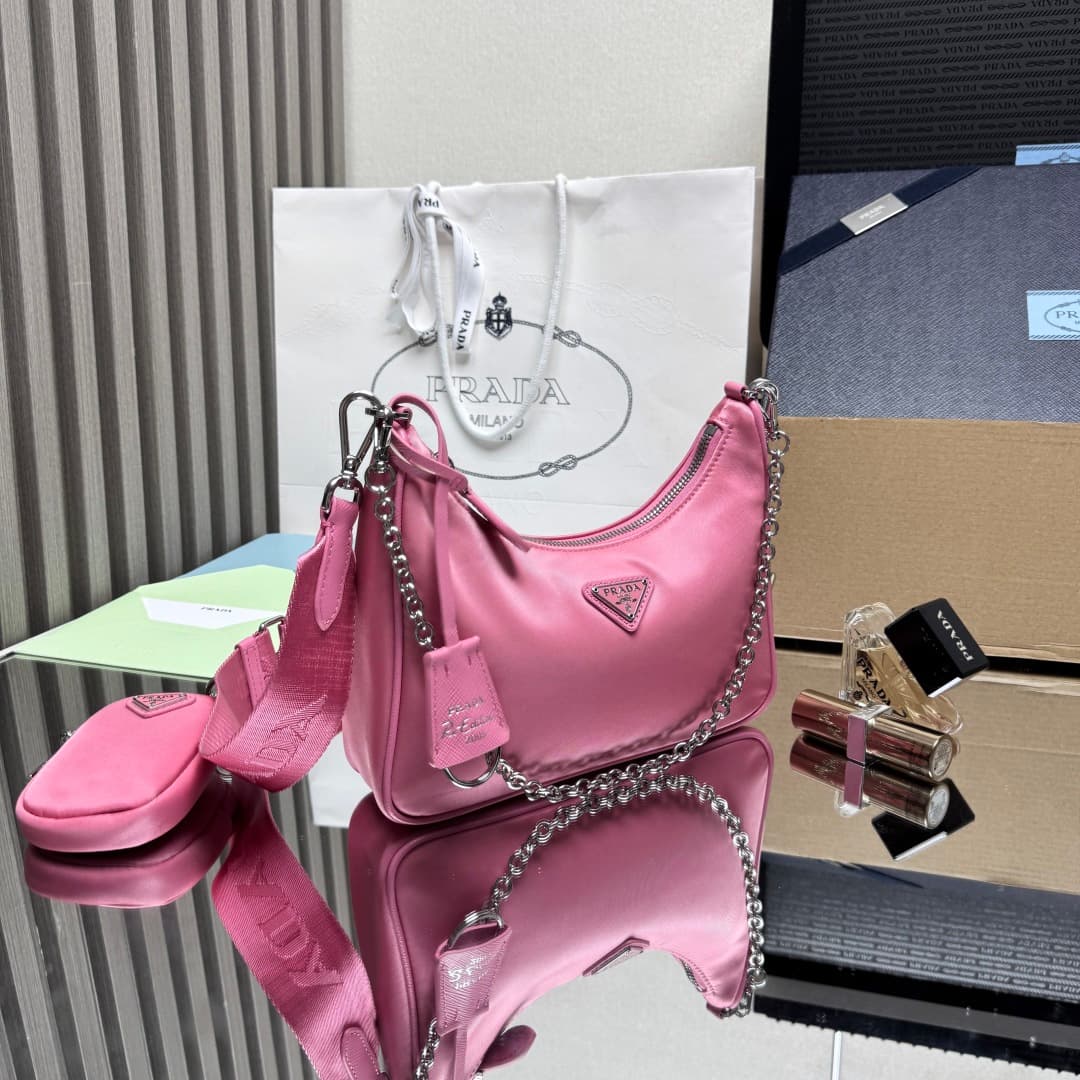 Prada Re-Edition 2005 Nylon bag 1BH204 Peach-pink High