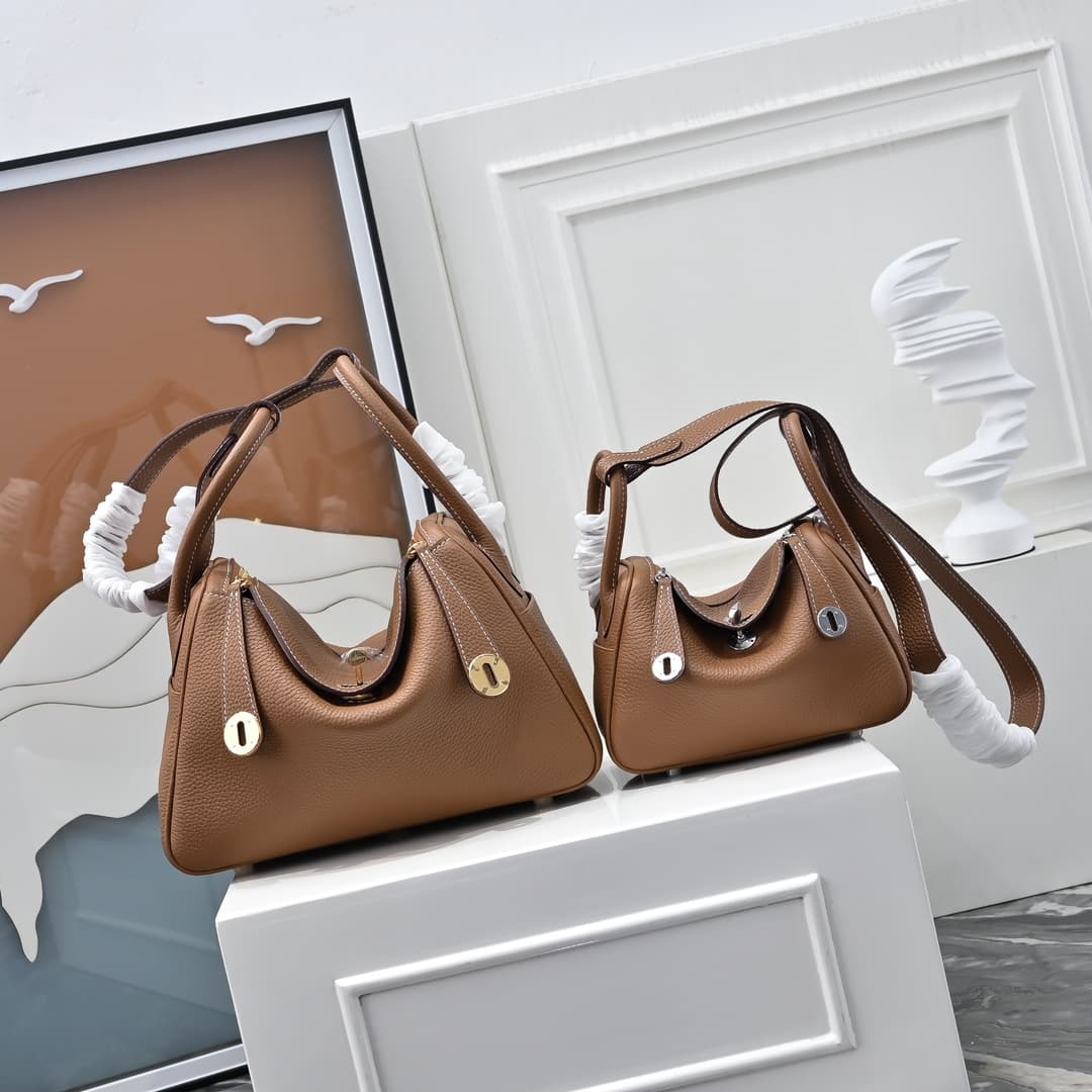 Hermes Lindy 19/26cm Bag Calfskin Leather High