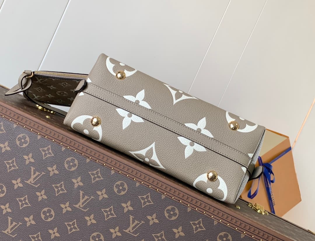 Louis Vuitton CarryAll PM Embossed supple grained cowhide leather M47180 Tourterelle Gray High