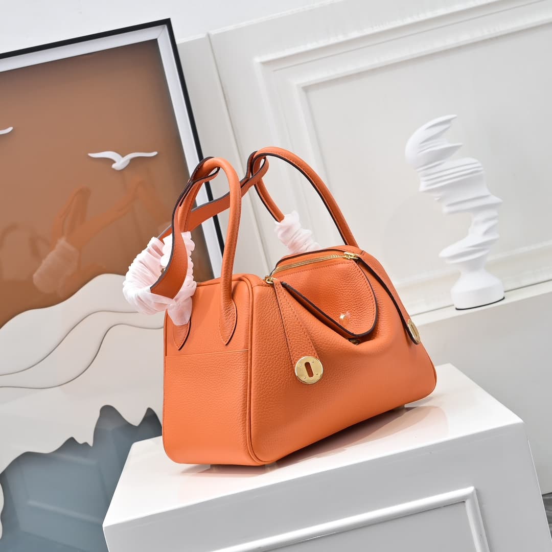Hermes Lindy 19/26cm Bag Calfskin Leather High