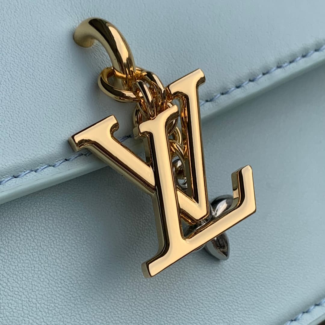 Louis Vuitton Wallet On Chain LV Bloom Azure Blue Calfskin leather M14547 High