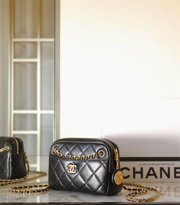 Chanel MINI CAMERA CASE Shiny Lambskin & Gold-Tone Metal AS5190 TOP