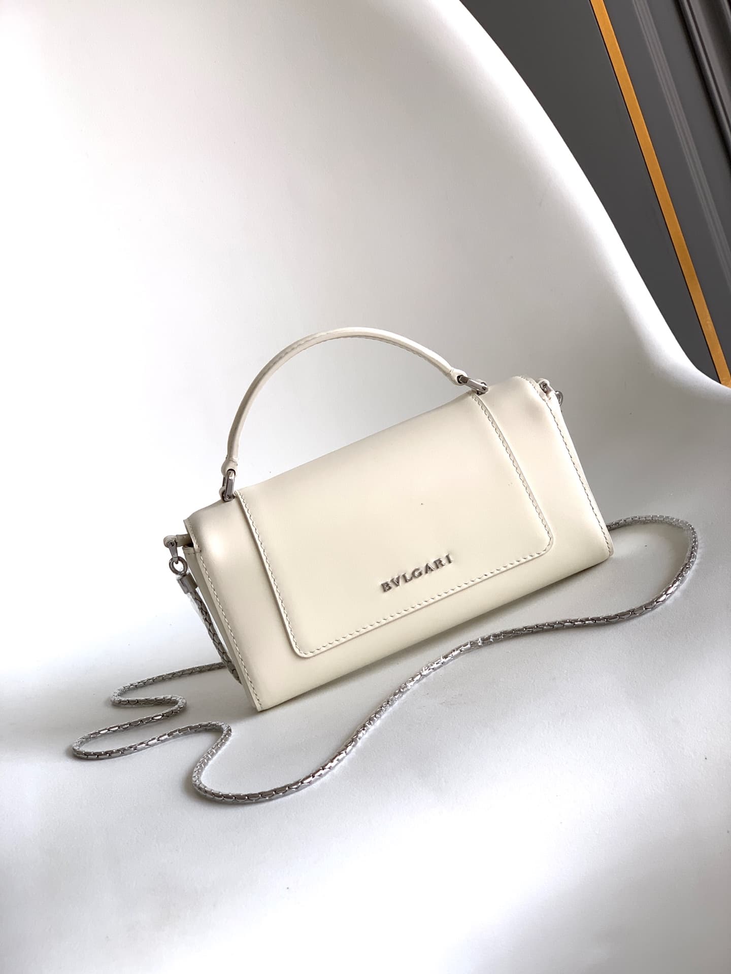 Bvlgari Serpenti Forever shoulder bag in white calf leather high