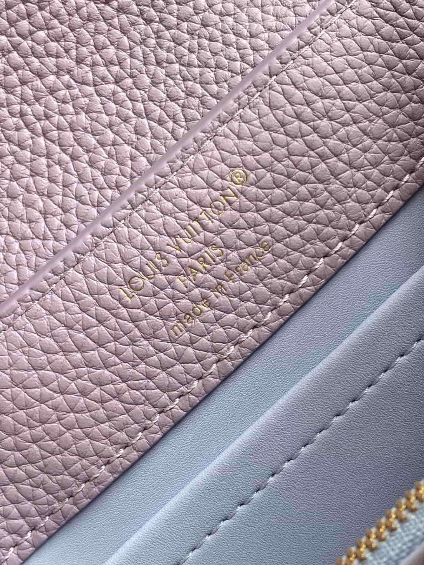 Louis Vuitton Capucines East-West Mini Iris Lilac Taurillon leather M2A379 TOP