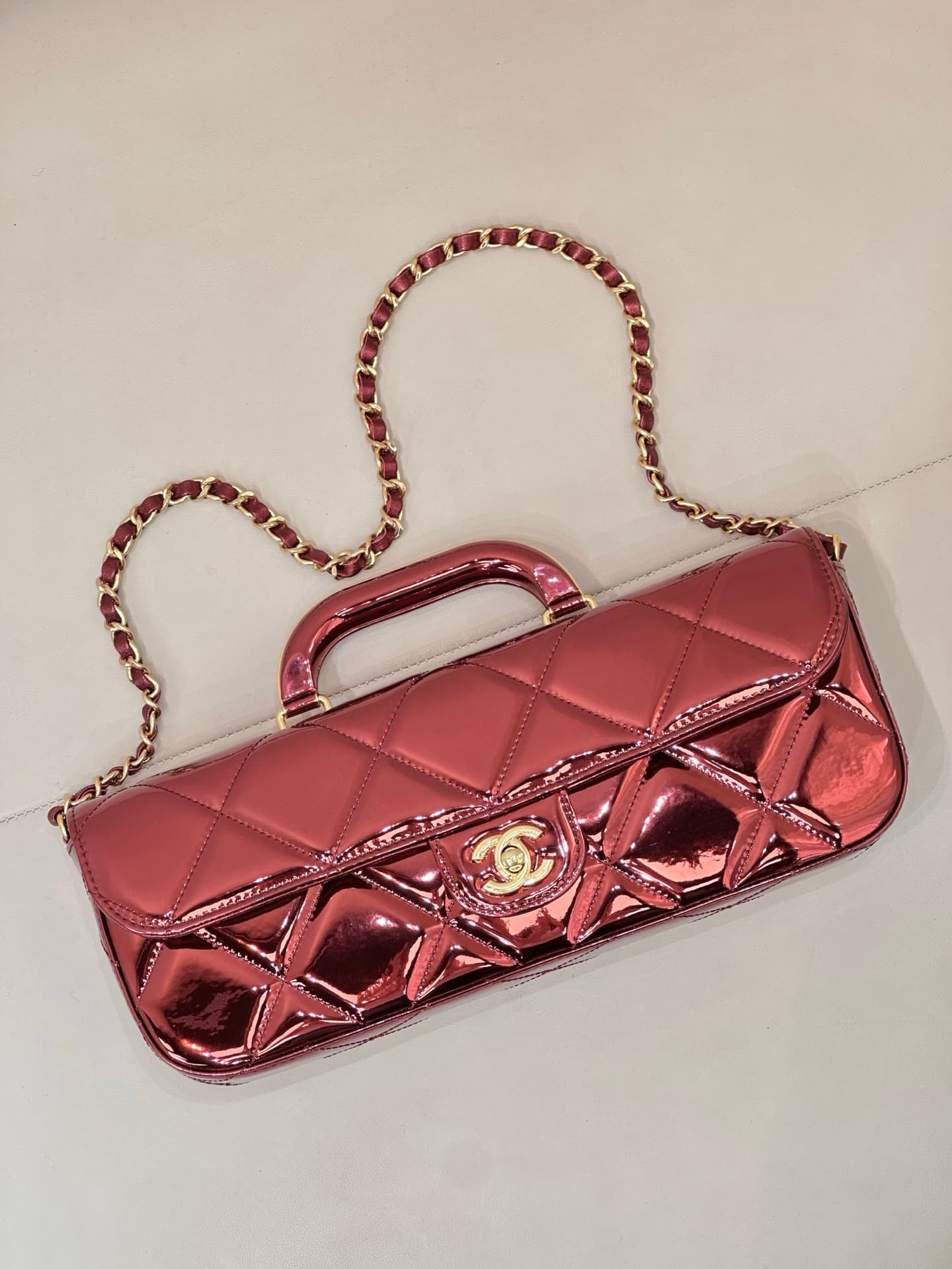 Chanel Large Flap Bag With Top Handle Metallic Mirror Lambskin & Gold-tone Metal AS5807 Burgundy TOP