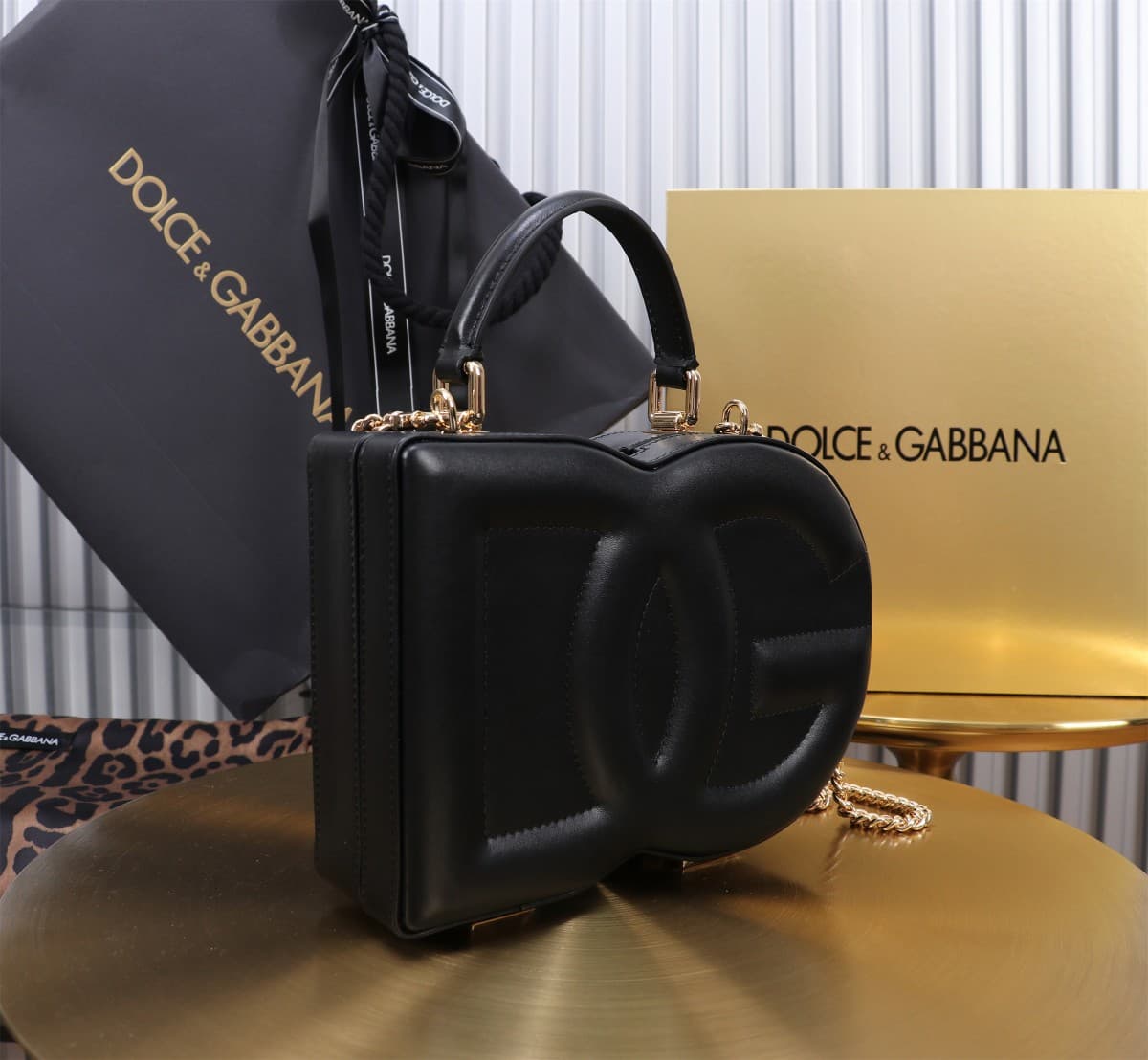 Dolce & Gabbana black leather DG Logo handbag high