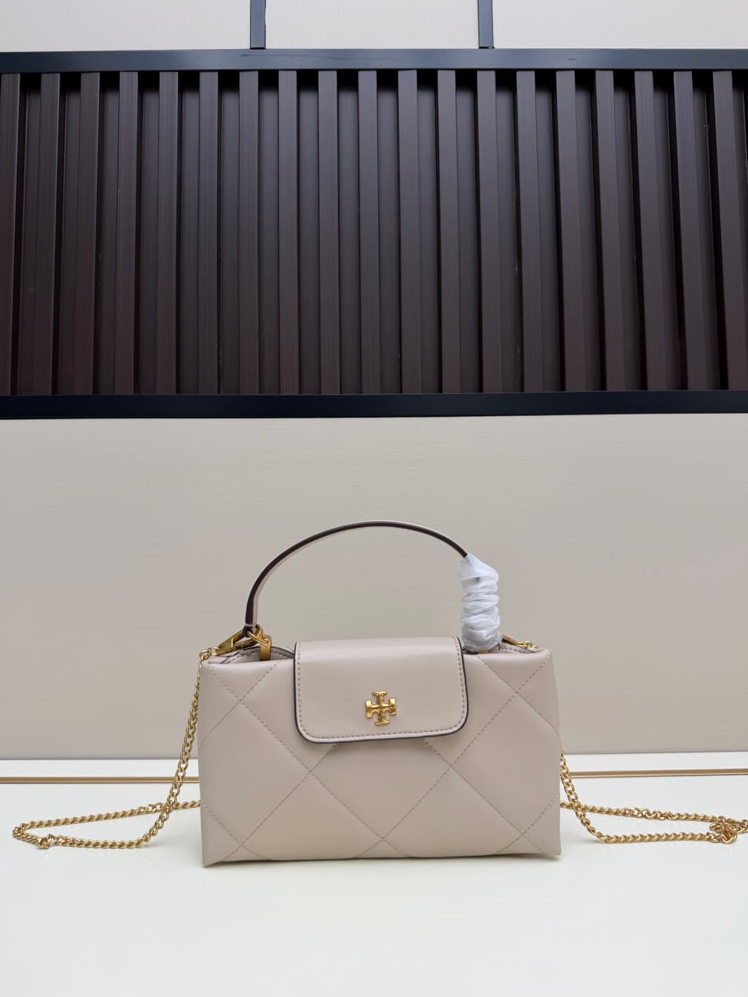 Tory Burch KIRA DIAMOND QUILT TOP-HANDLE BAG Cream High