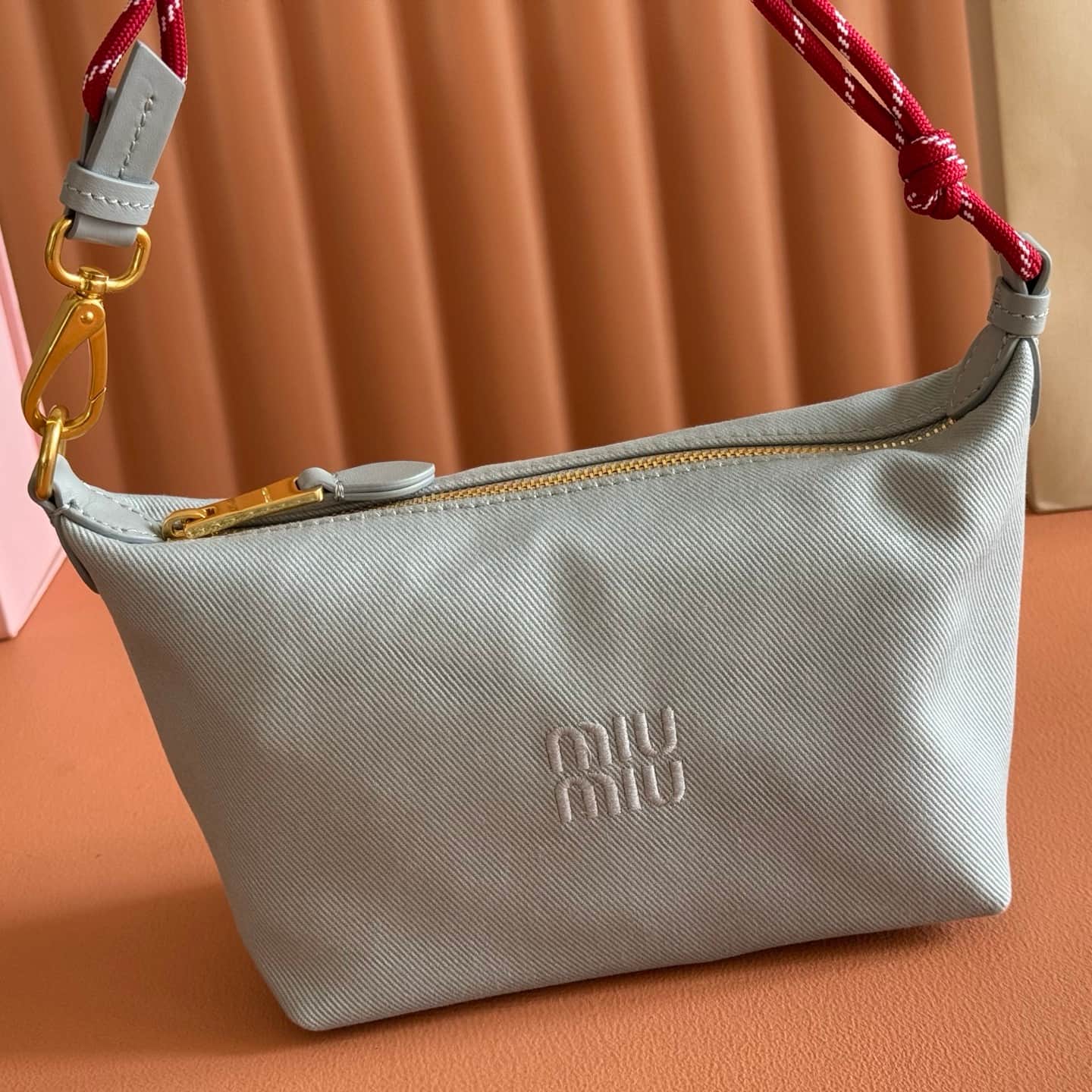 Miu Miu Gabardine pouch Astral Blue/Amaranth 5NE841 High