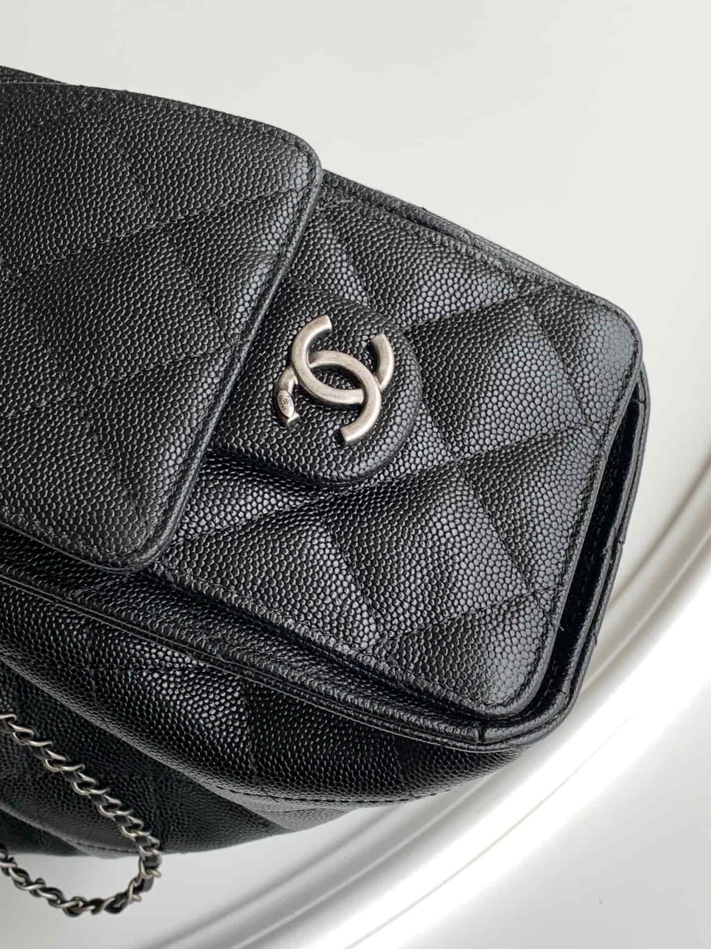Chanel 25 Mini Hobo handbag AS5631 Grained calfskin & Silver-tone metal Black A