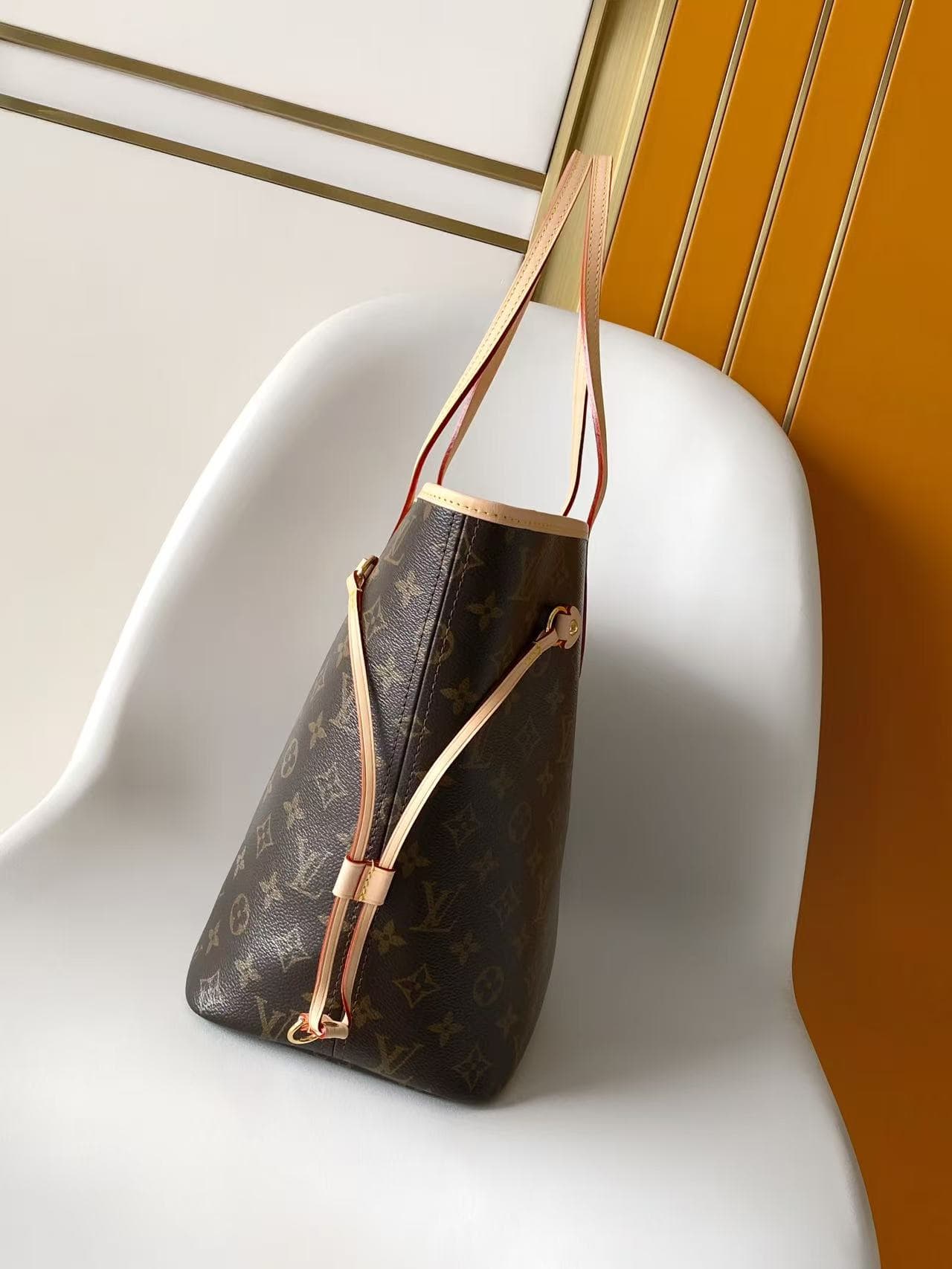 Louis Vuitton Neverwoof Monogram coated canvas M27847 High