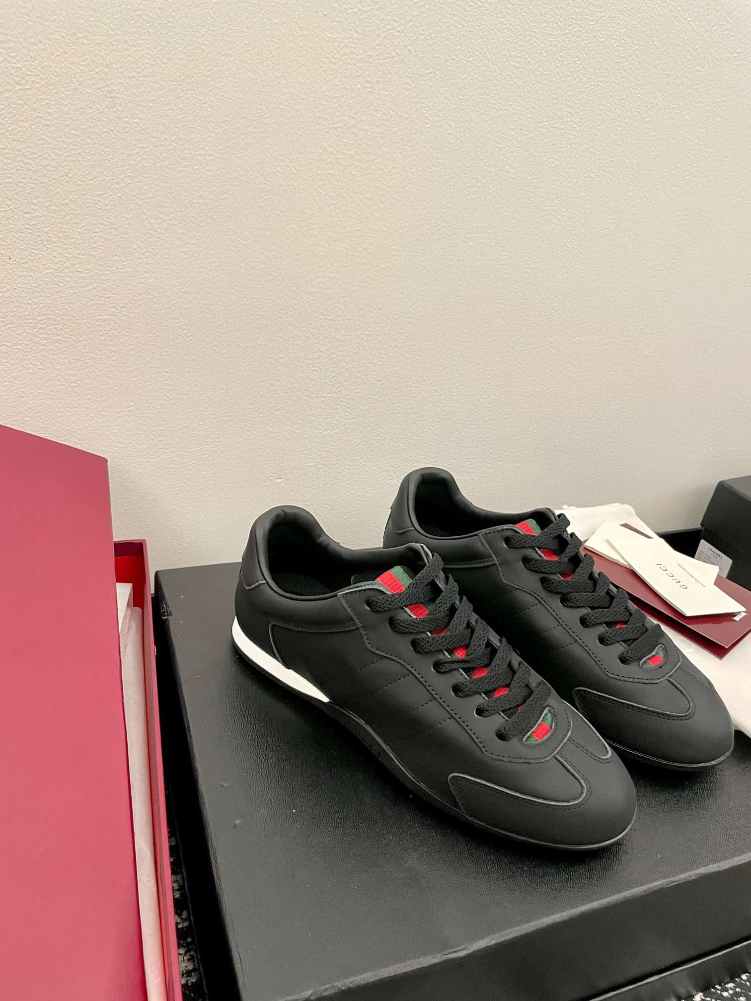 Gucci Shift Sneaker Shoes Men Women